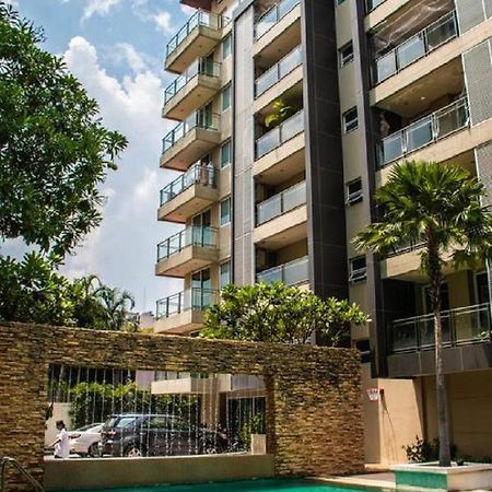 Double Trees Residence Bangkok Luaran gambar