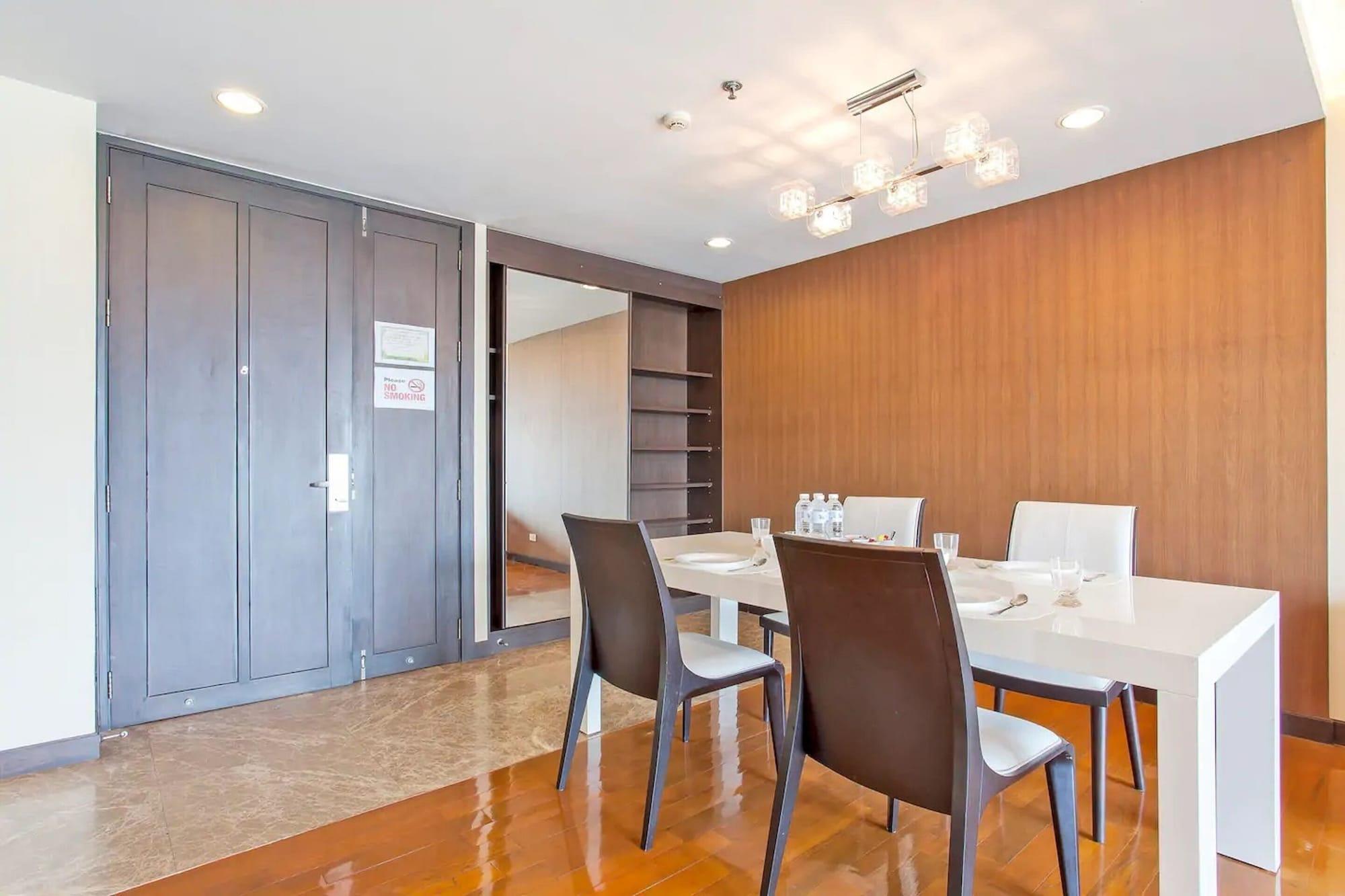Double Trees Residence Bangkok Luaran gambar