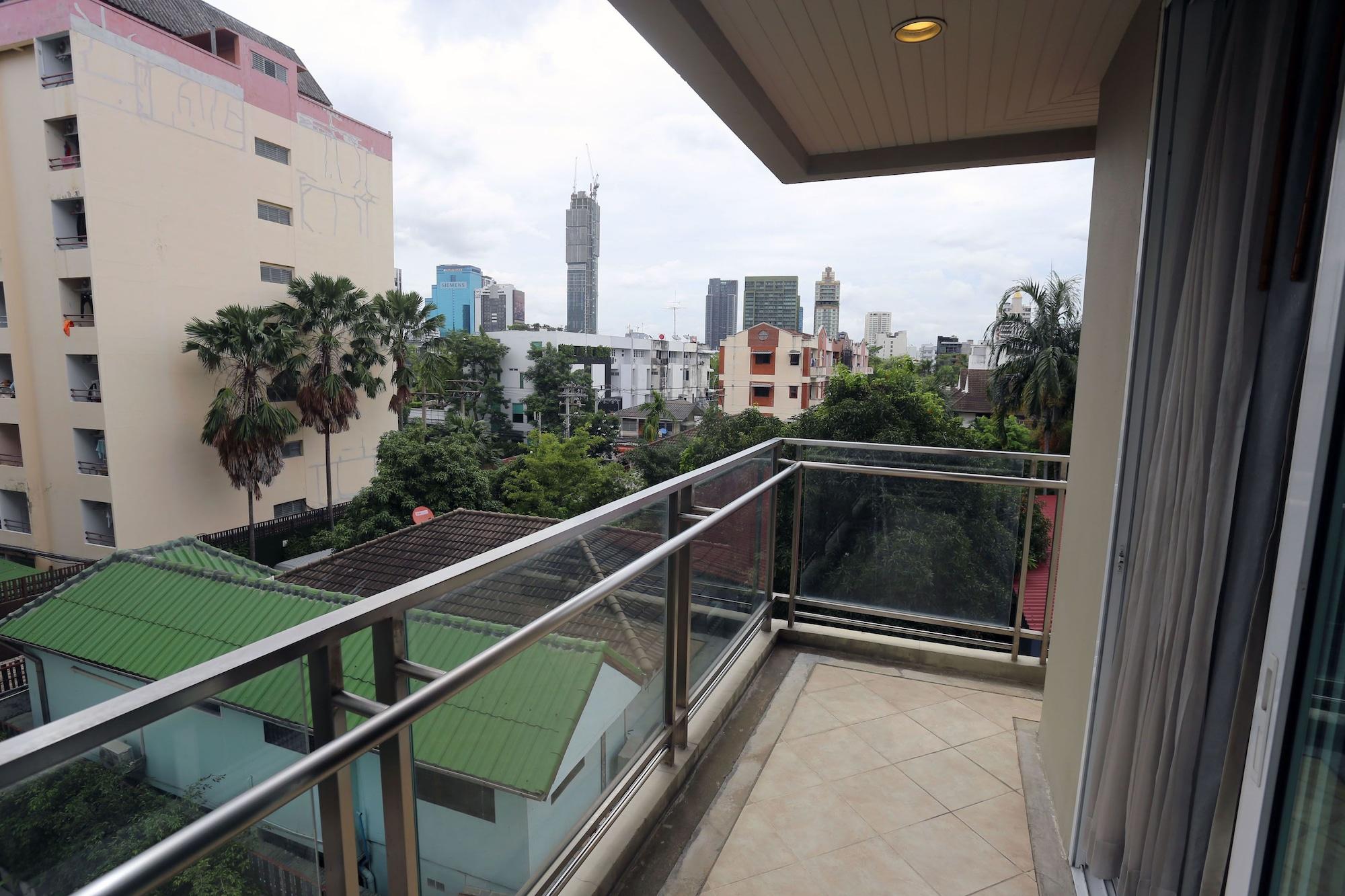 Double Trees Residence Bangkok Luaran gambar