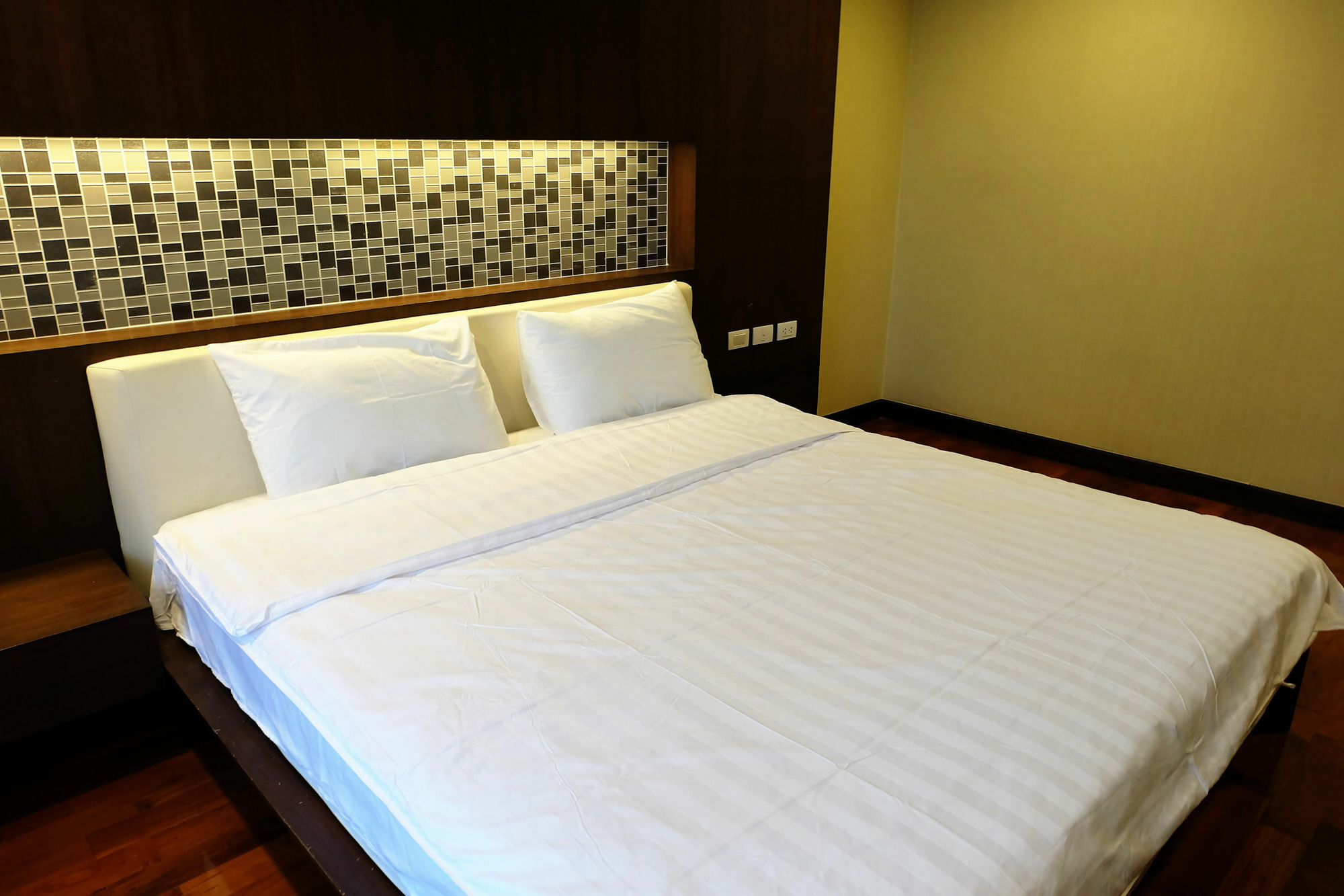 Double Trees Residence Bangkok Luaran gambar