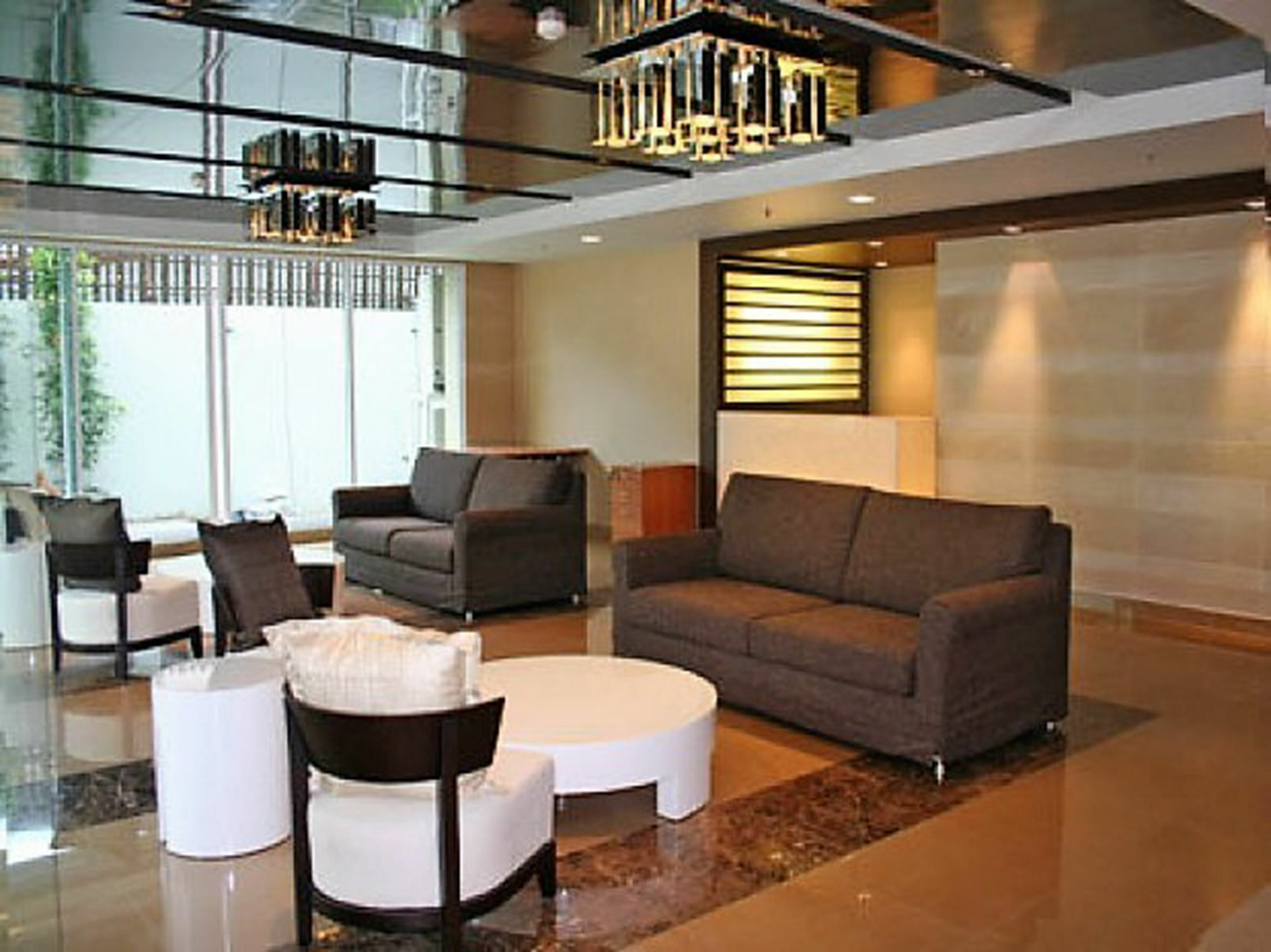 Double Trees Residence Bangkok Luaran gambar