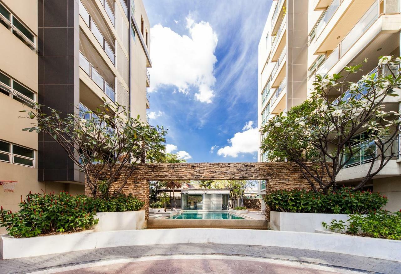 Double Trees Residence Bangkok Luaran gambar